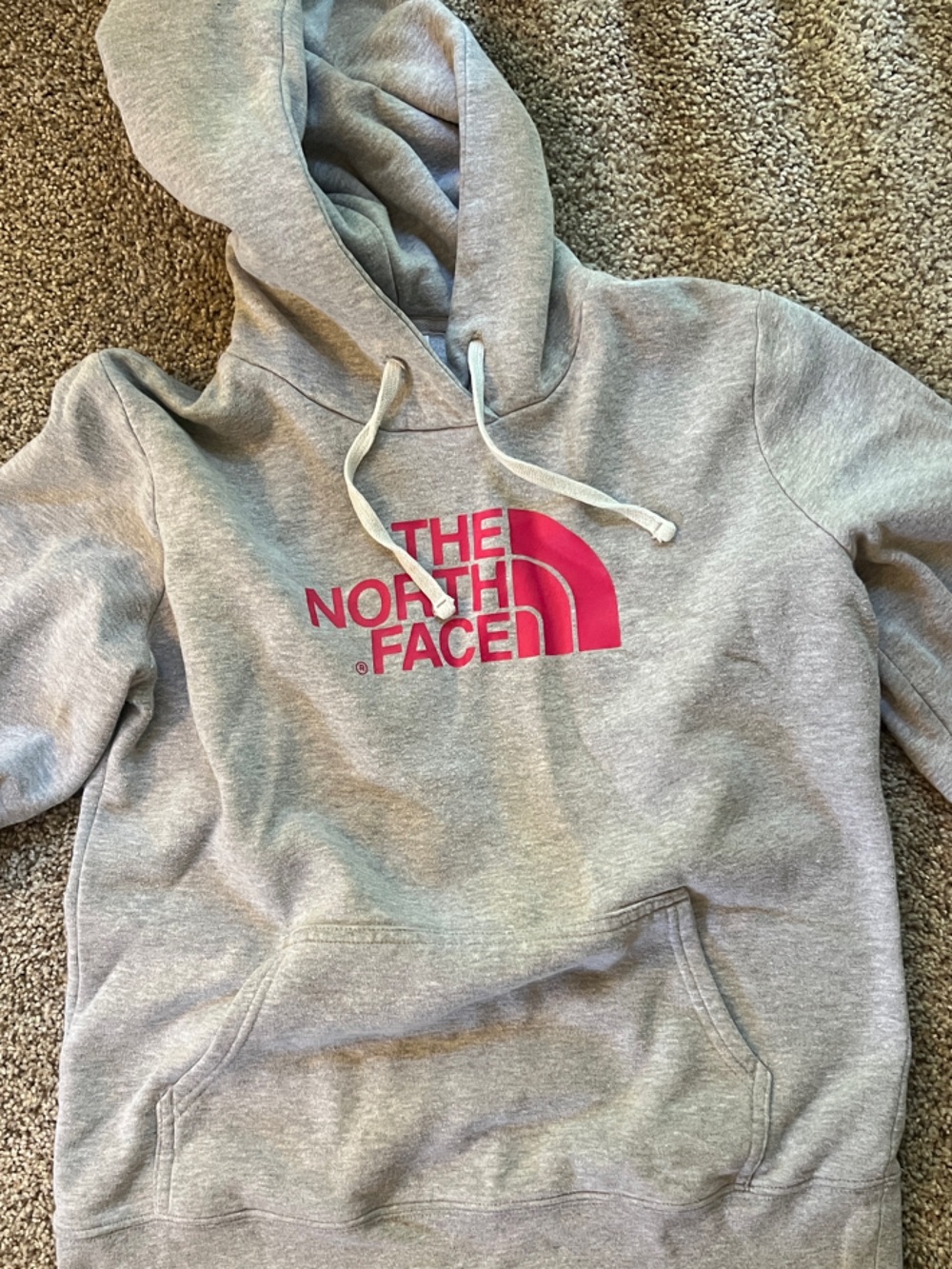 North Face Women's Light Gray Hoodie with Pink Logo